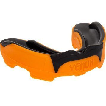 Капа Venum Predator Помаранчова з чорним