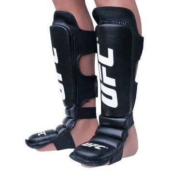 Защита ног UFC Essential DX Черная S