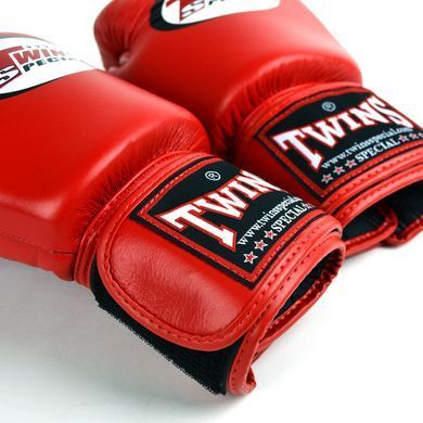 Боксерські рукавиці Twins Velcro BGVL3 Red, 18 oz