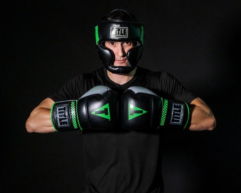 Боксерський шолом TITLE Boxing Matrix Full Face Headgear Black Neon Green, Reg