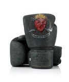 Боксерские перчатки Fairtex x Tom Atencio BGV Premium Limited Edition Heart of Warrior Nylon Bag, 12 oz