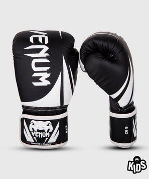 Детские боксерские перчатки Venum Challenger 2.0 Kids Boxing Gloves Black White, 6 oz